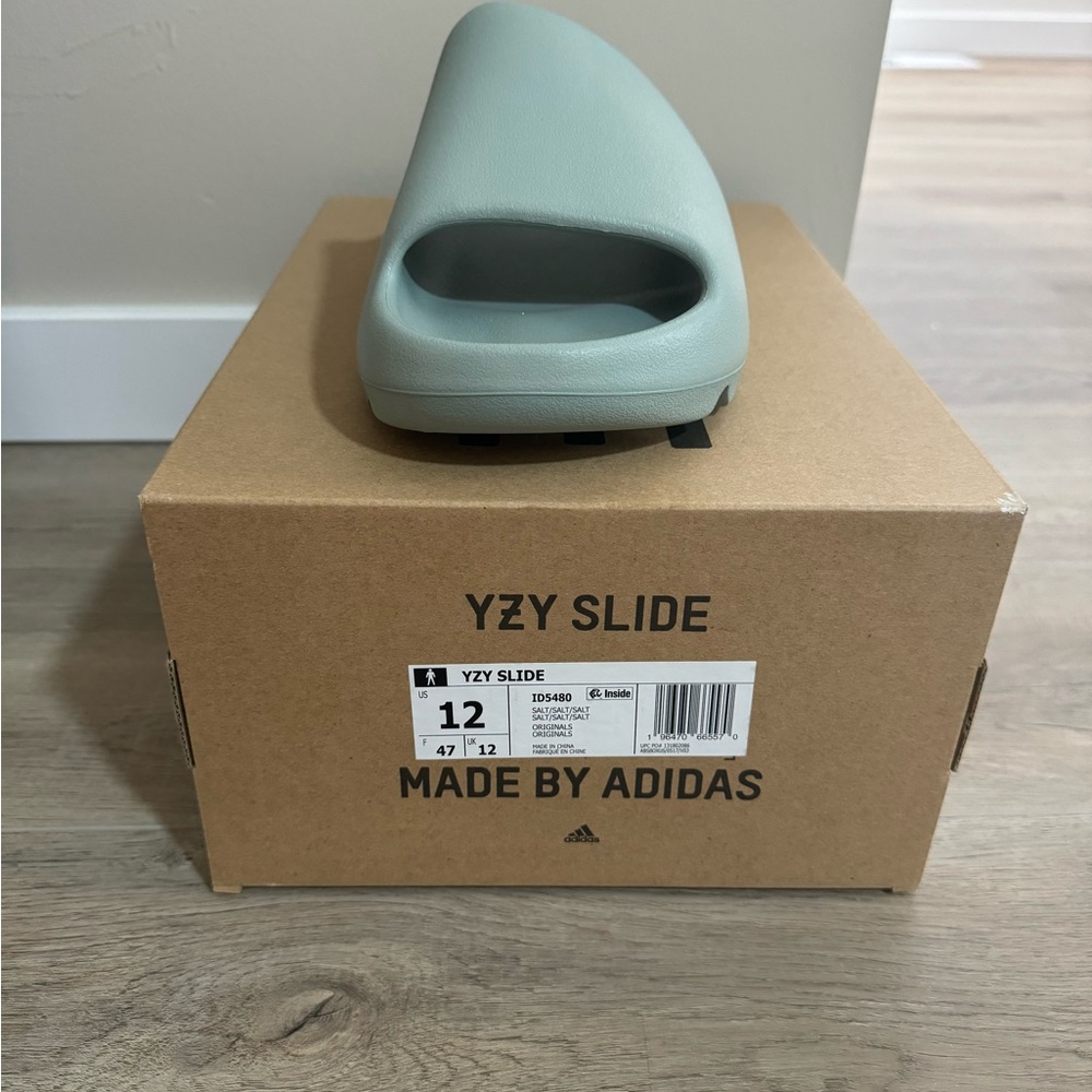 Yeezy Slides